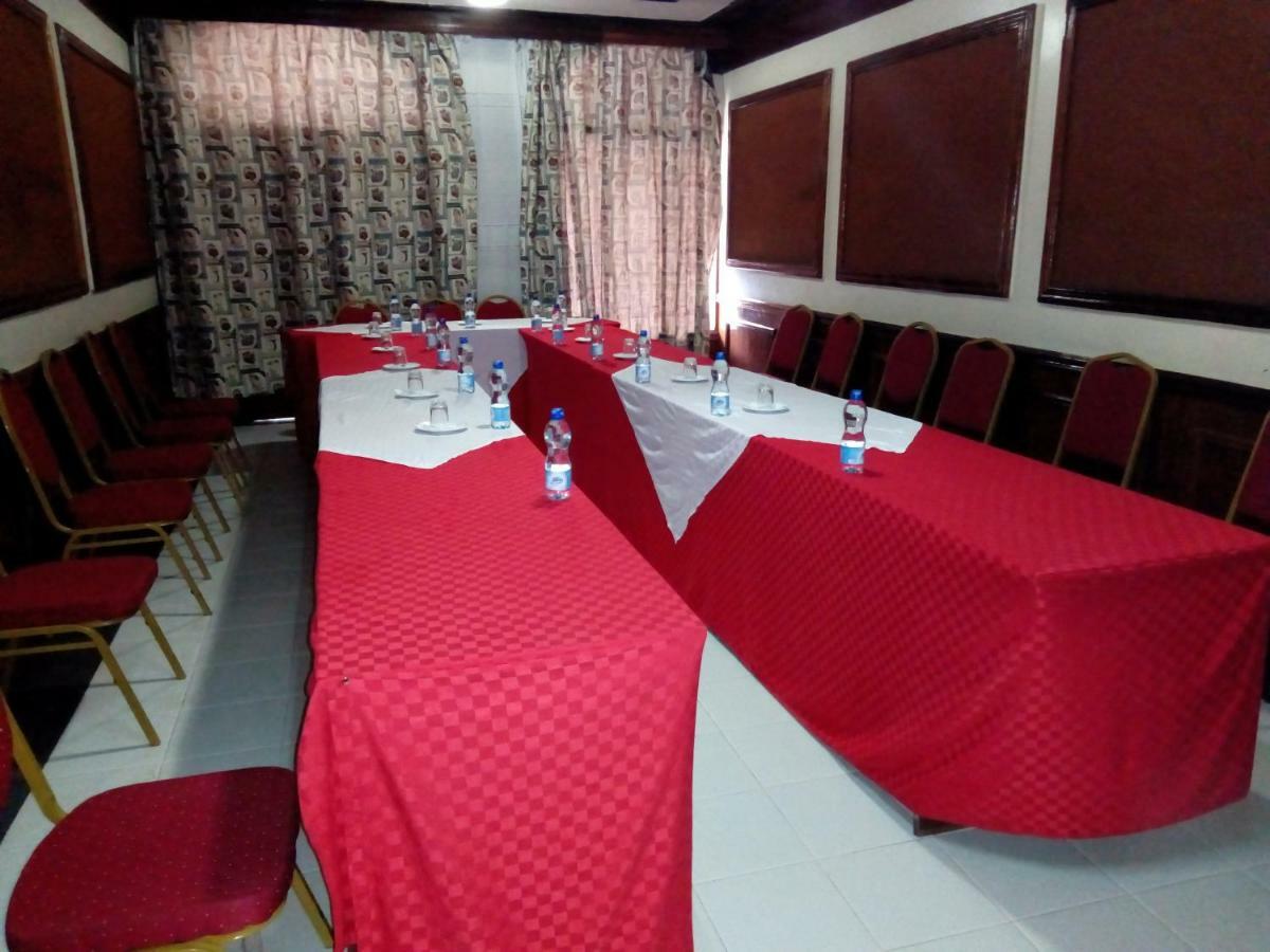 Nanyuki Ibis Hotel Εξωτερικό φωτογραφία